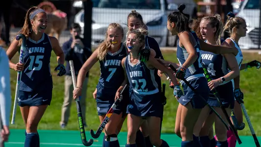 team celebration_Poulakis goal_ATY_6904