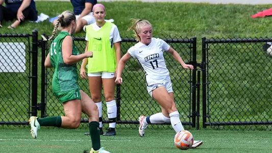 Greta_Caulton_17 UNH W Soccer-7026