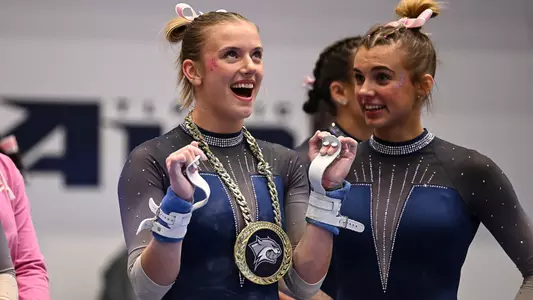 Gia Graver and Leah Moreno