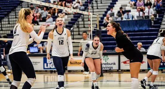 UNH Volleyball Celebration
