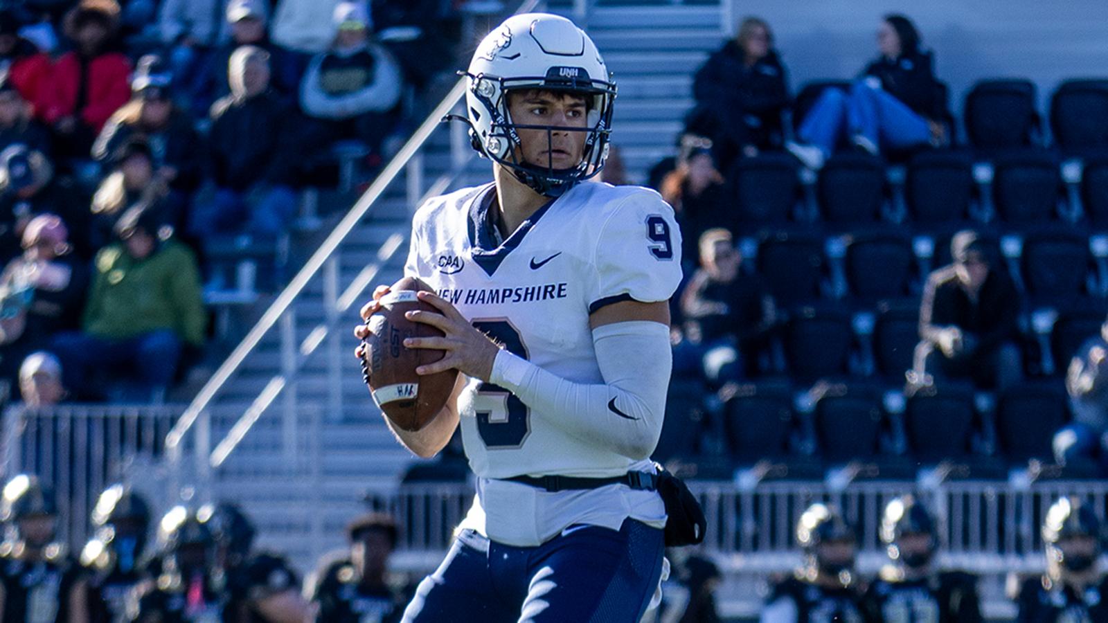 New Hampshire football: Vezza Throws Career-High Five Touchdowns in 42-14 Win at Bryant