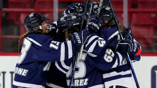 team celebration_JPR38135