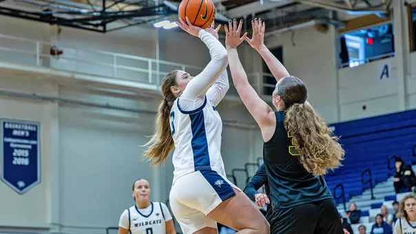 Averie Harding_P75A2772_kb