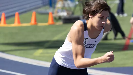Nathan Fletcher at the start of the 400m dash_2026 Jim Boulanger Invitational