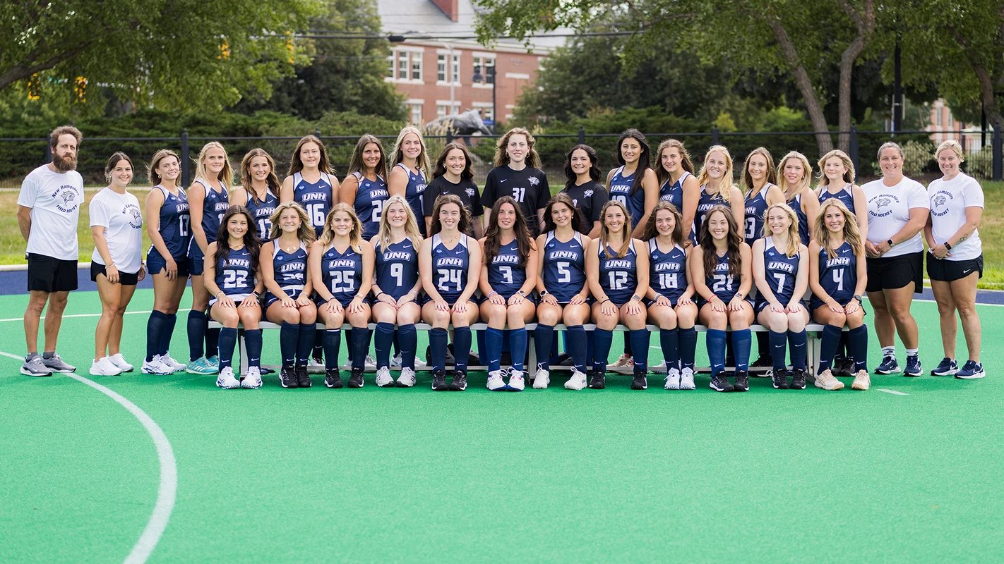 2026 UNH field hockey team photo