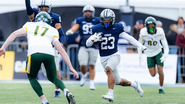 UNH running back Myles Thomason breaks free against William & Mary (Oct. 25, 2025)