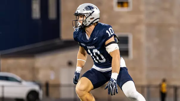 Sophomore linebacker Cohen Cook vs Stonehill_091226