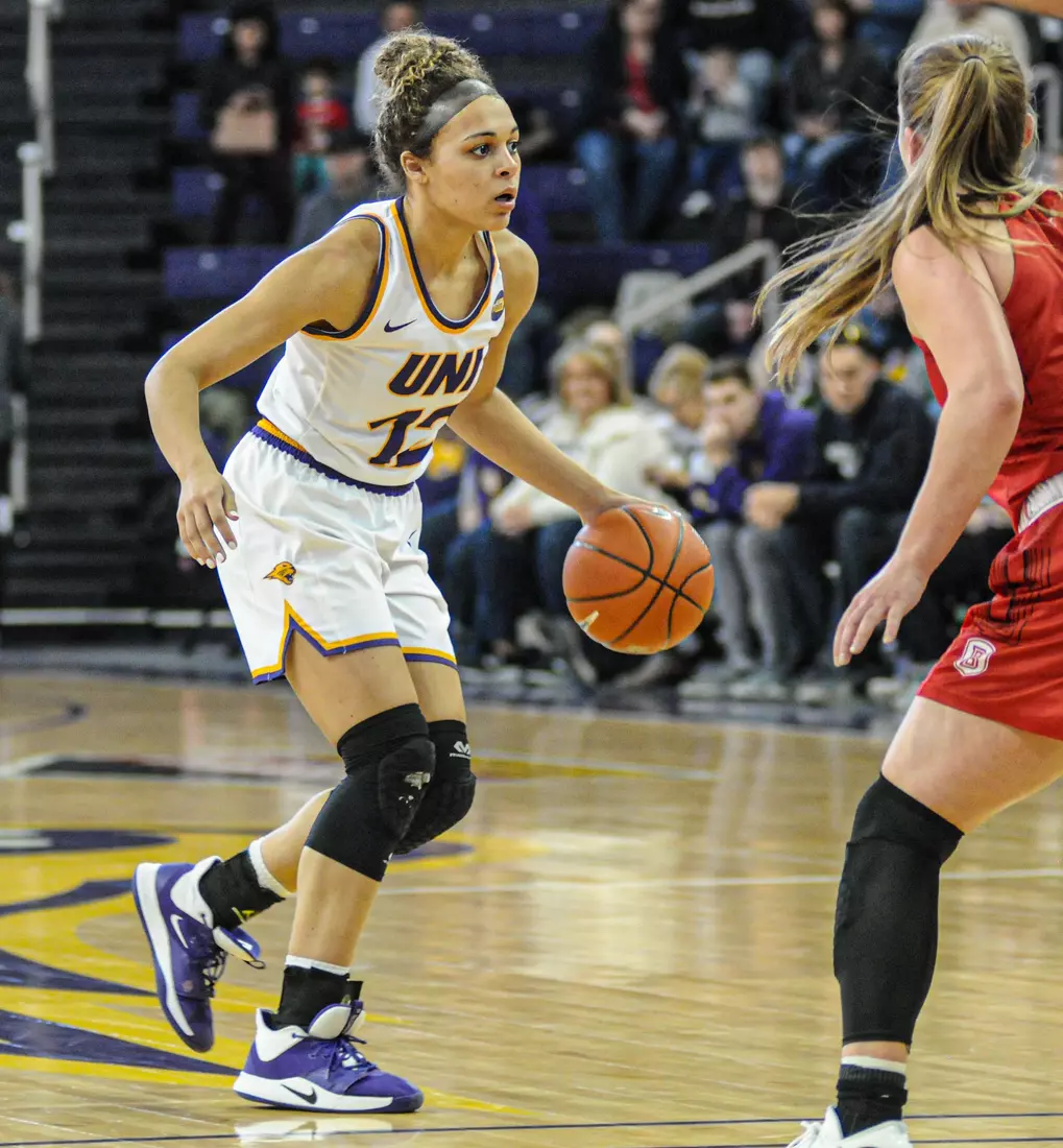 UNI Women's Basketball Tops Bradley.