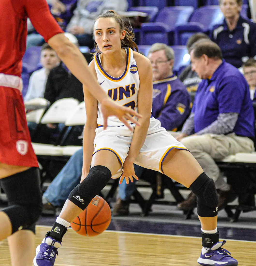 UNI Women's Basketball Tops Bradley.