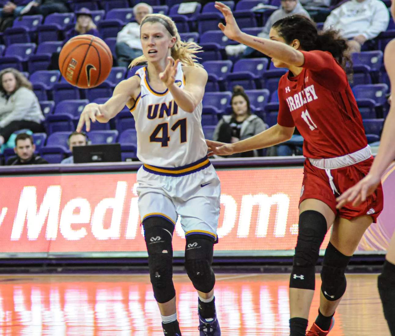 UNI Women's Basketball Tops Bradley.