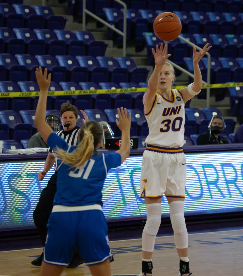 UNI Women's Basketball vs Creighton.