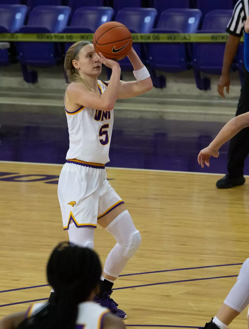 UNI Women's Basketball vs Creighton.
