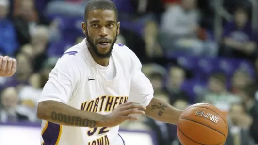 Panthers Roll Past Providence, 79-62