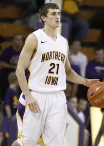 Panthers Win Third Straight in Ames, 69-62