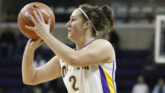 UNI Rallies Come up Short at No. 17 Green Bay, 75-67