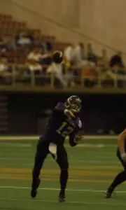 Panthers Tame Bulldogs, 52-17