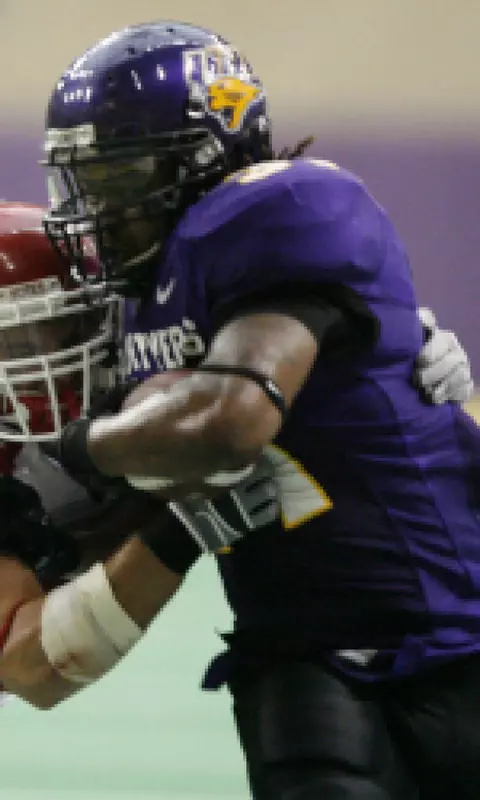 UNI Edges Youngstown State, 21-20