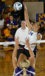 Panthers Move Into First Place Tie With 3-2 Win at Creighton