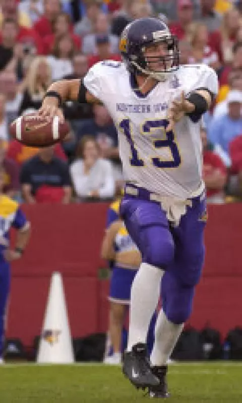UNI Loses Petrie In 40-36 Loss At SIU