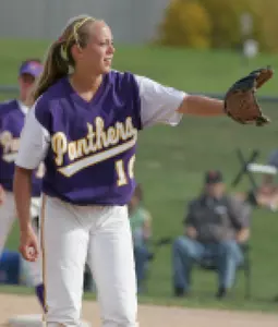 UNI Softball Improves to 3-0