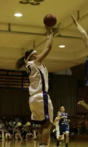 Panthers Sizzle From Field, Defeat Braves 82-68