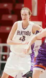 UNI Opens Season With Loss to Valpo