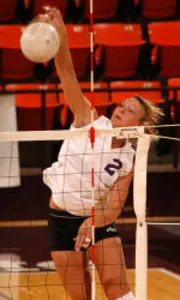 Tink Powers UNI to Sweep of Western Illinois