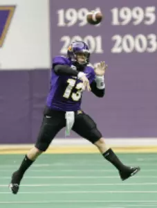 Grace Leads Panthers to 31-17 Win over Illinois State