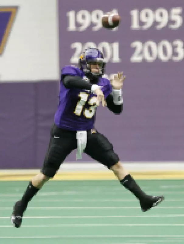 Grace Leads Panthers to 31-17 Win over Illinois State