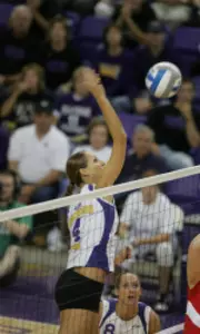 Stelken Leads UNI to Sweep of Southern Illinois