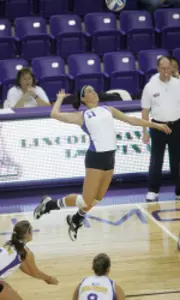 Sampson Powers UNI to Sweep of Northern Illinois