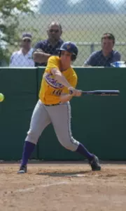 UNI Softball Rolls Past Arkansas, 7-0