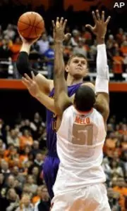 No. 10 Syracuse Scores 68-46 Victory over UNI