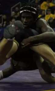 Wisconsin Defeats UNI Grapplers, 36-9