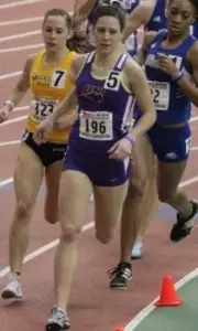 Hosch Sets Meet Record with 800m Title at Tom Botts Invitational