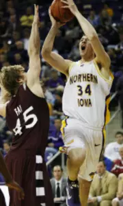 Wichita State Defeats UNI, 69-61