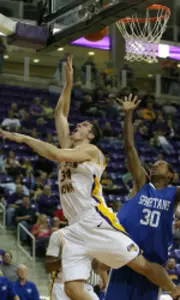 UNI Locks Down On Wayne State in 44-27 Win