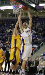 Panthers Edge Kangaroos, 64-60, In Overtime