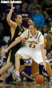 Panthers Improve to 4-0 With 73-66 Win at UW-Milwaukee