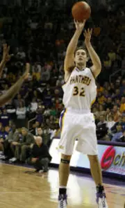 Bradley Edges UNI, 51-48, on Buzzer Beater