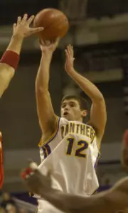 Buzzer-Beater Gives UNI 67-66 Win over Wichita State