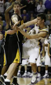 Iowa Defeats UNI, 62-55