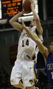 Creighton Defeats UNI, 68-59