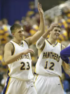 McKowen Leads UNI to 91-72 Win Over Drake