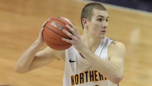 UNI Moves to 3-0 With 72-47 Triumph Over North Dakota