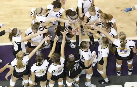 Panther Volleyball Wins 3-0 At SDSU