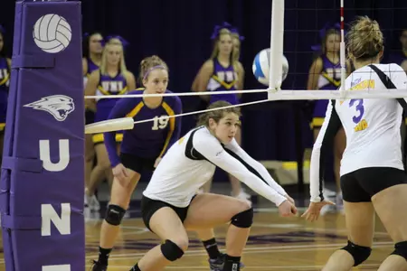 The Panthers Take Down Evansville, 3-1