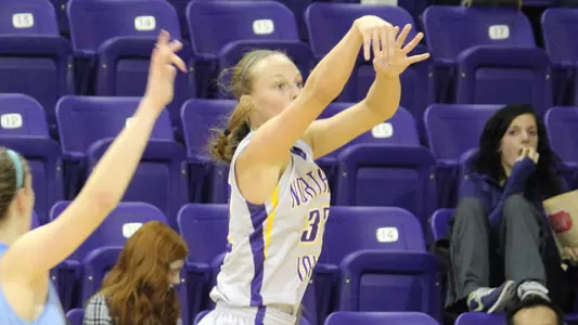 UNI Narrowly Misses Upset of No. 25 Green Bay