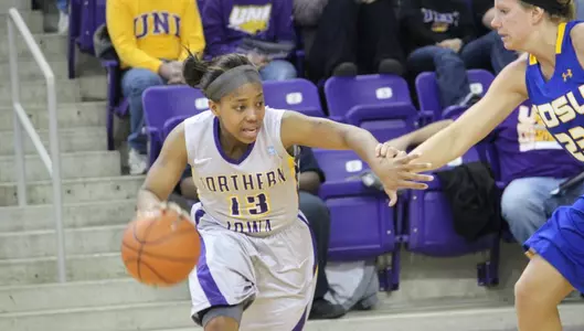 South Dakota State Edges UNI WBB, 61-49