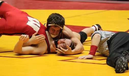 Panthers Pin Badgers at National Duals Regional